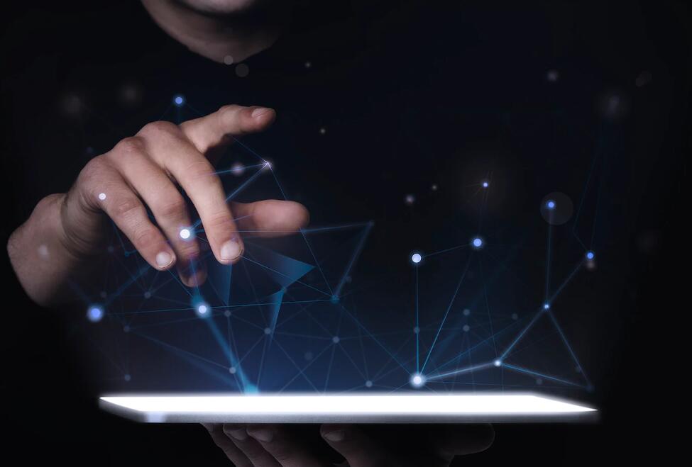 岁月好比这把无情的杀猪刀,这话是什么意思 岁月是把杀猪刀啊